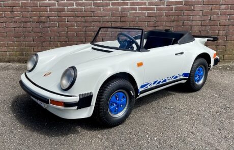 Porsche 911 Junior